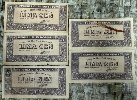 Paket Borongan 5 Lembar Uang Kertas 5 Sen ORI I (1945) - uang kuno Indonesia era Awal Kemerdekaan kondisi Mixed Grade (Very Good to Fine) - Circulated