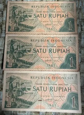 Paket Borongan 3 Lembar Uang Kertas 1 Rupiah (1961) - Seri Sandang Pangan - uang kuno Indonesia era Orde Lama kondisi Mixed Grade (Very Good to Fine)