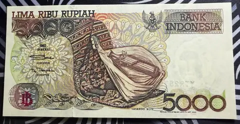 Uang Kertas 5.000 Rupiah Sasando Rote & Danau Kelimutu (1992) - uang kuno Indonesia era Orde Baru kondisi UNC